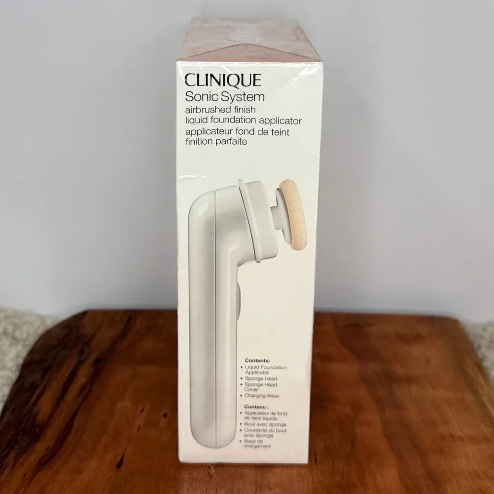New Clinique Sonic System Airbrushed Finish Liquid Foundation Applicator
